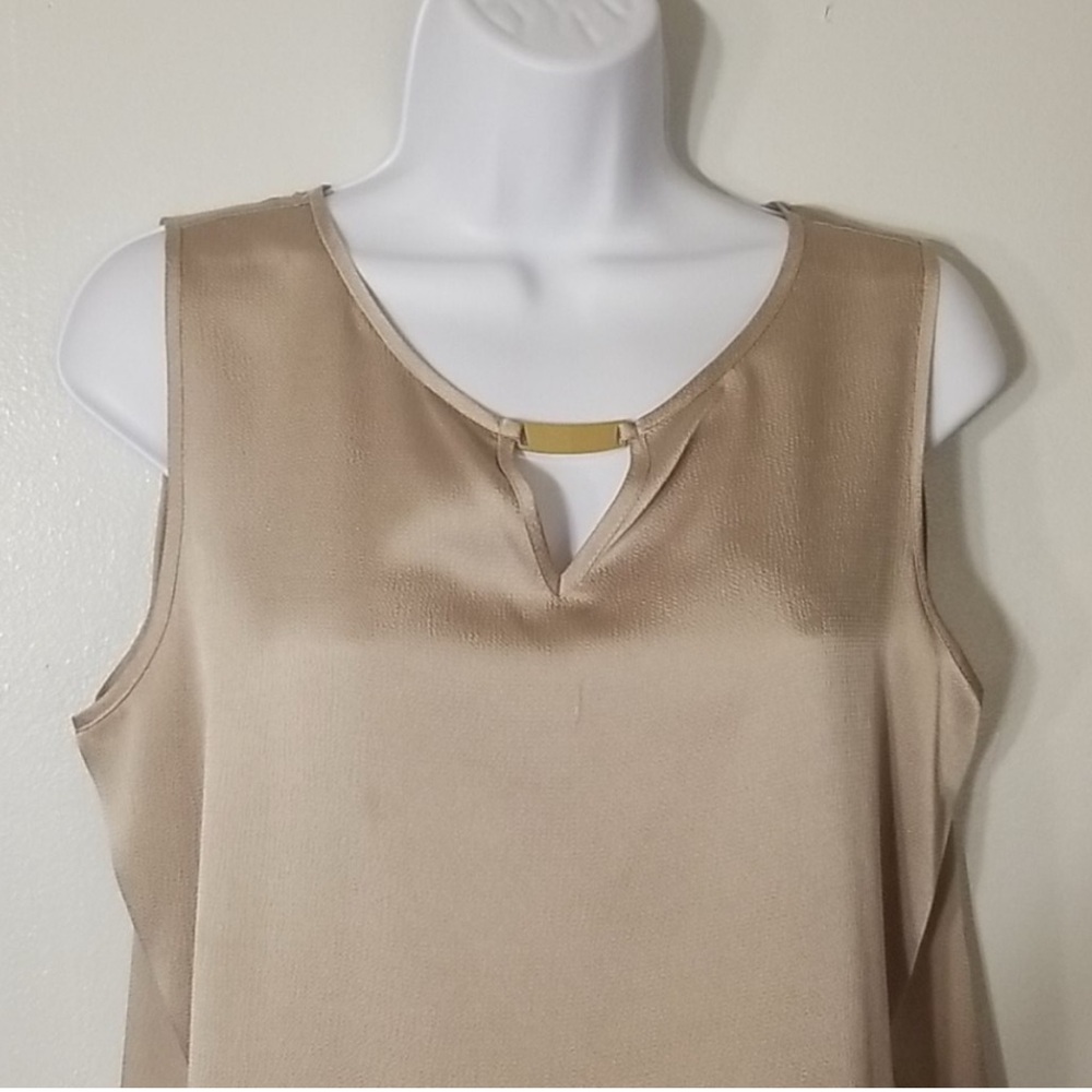 Calvin Klein Tan Sleeveless Sleeveless  Blouse. Size SM. Excellent condition.